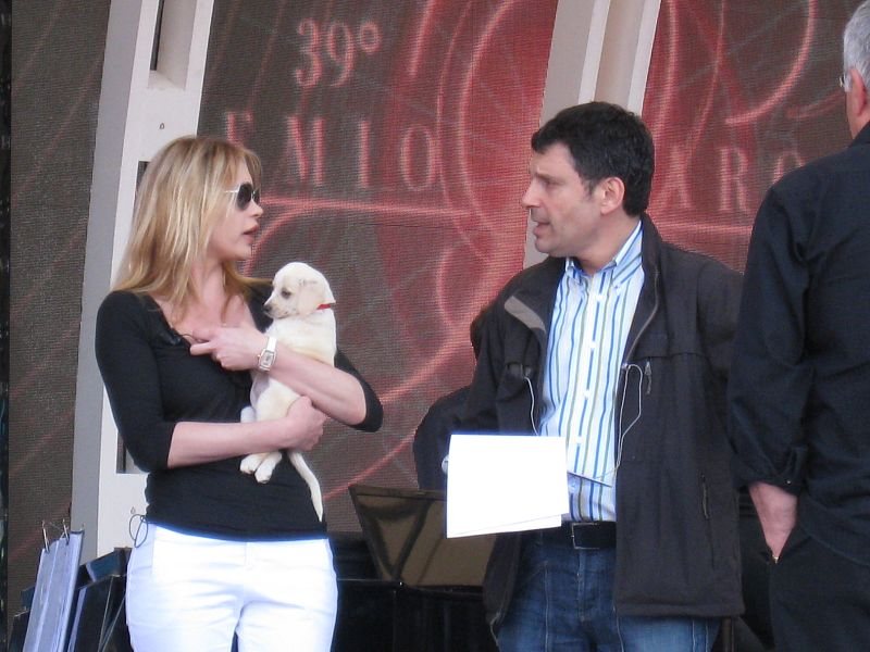 anna-falchi-fabrizio-frizzi-barocco-06-08.jpg