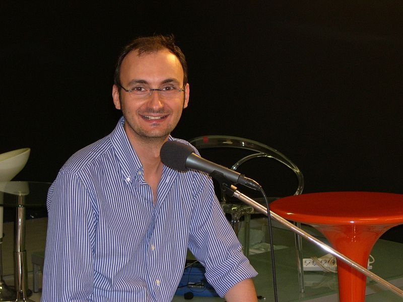 patrizio-longo-studio-tv-07-08.jpg