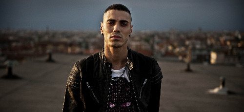 Intervista a Marracash: "Fin qui tutto bene" un'Italia in caduta libera