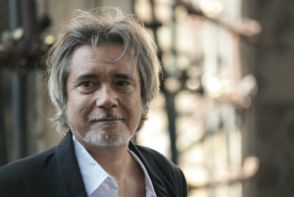 Intervista a Max Manfredi